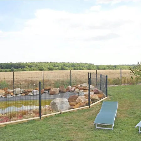 Gite De Saint Calais Guest house *